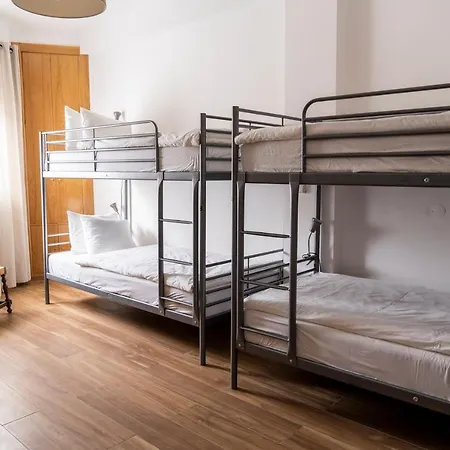 Oceanoasis Hostel *